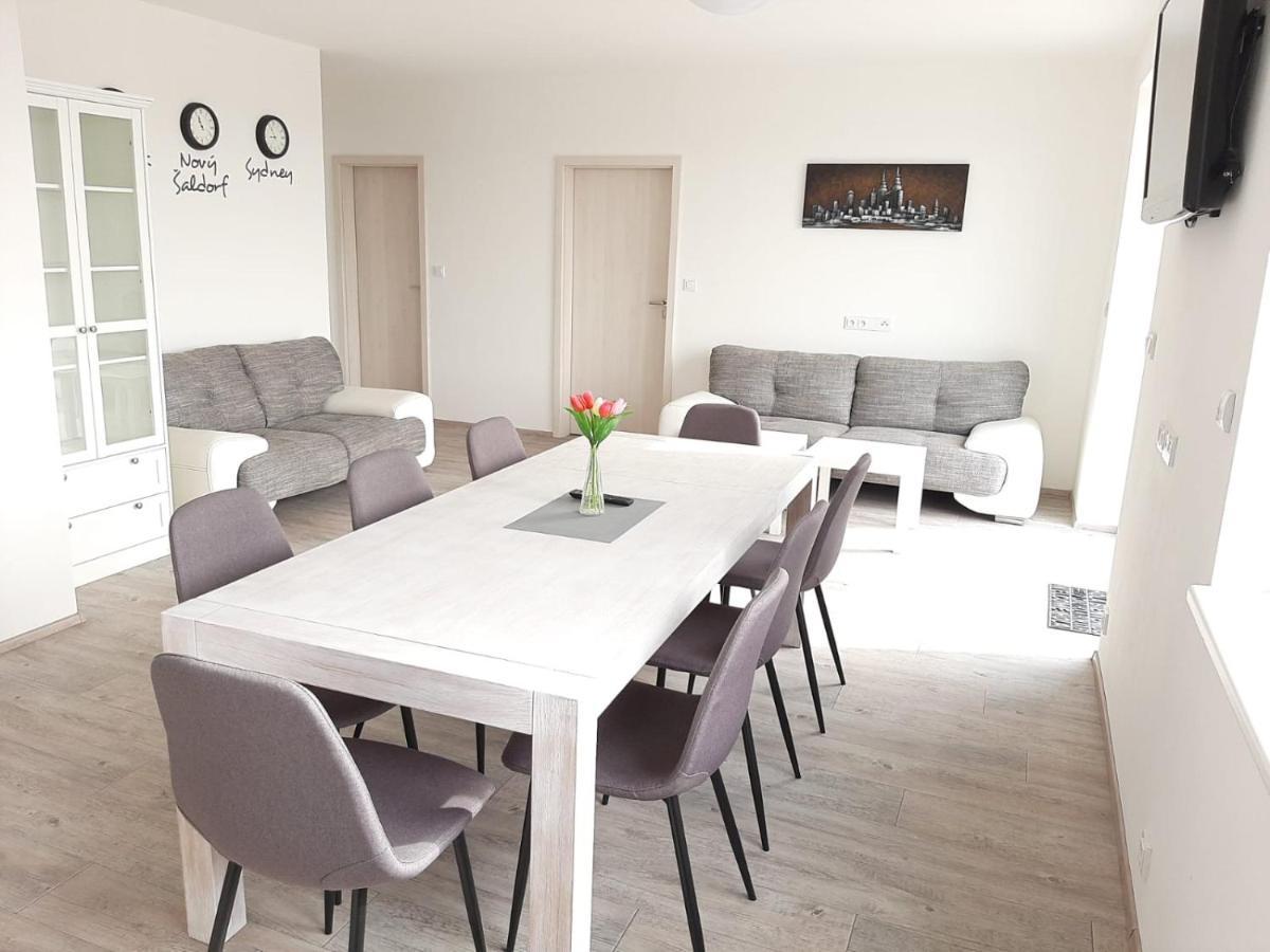 זנוימו Apartman U Rane Bobule מראה חיצוני תמונה